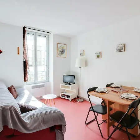 Apartment T2 Avec Coin Nuit, Face Telecabine, 4 Pers, Plein Centre, - Fr-1-401-7 *